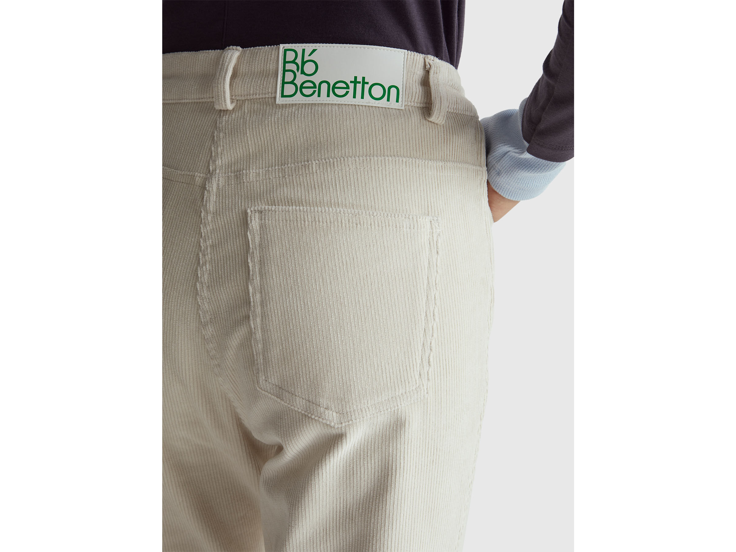 TROUSERS Damen image number 4